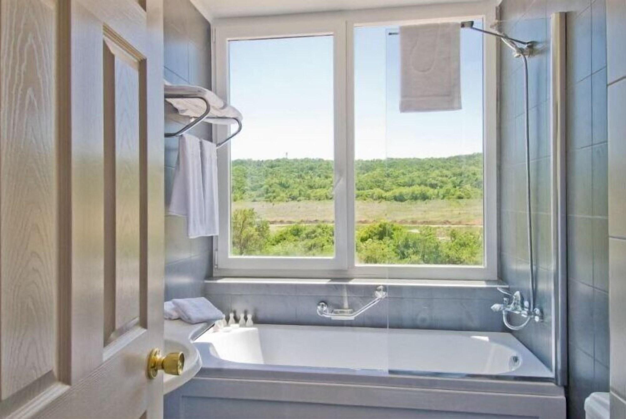 South Pearl Apartament Sozopol